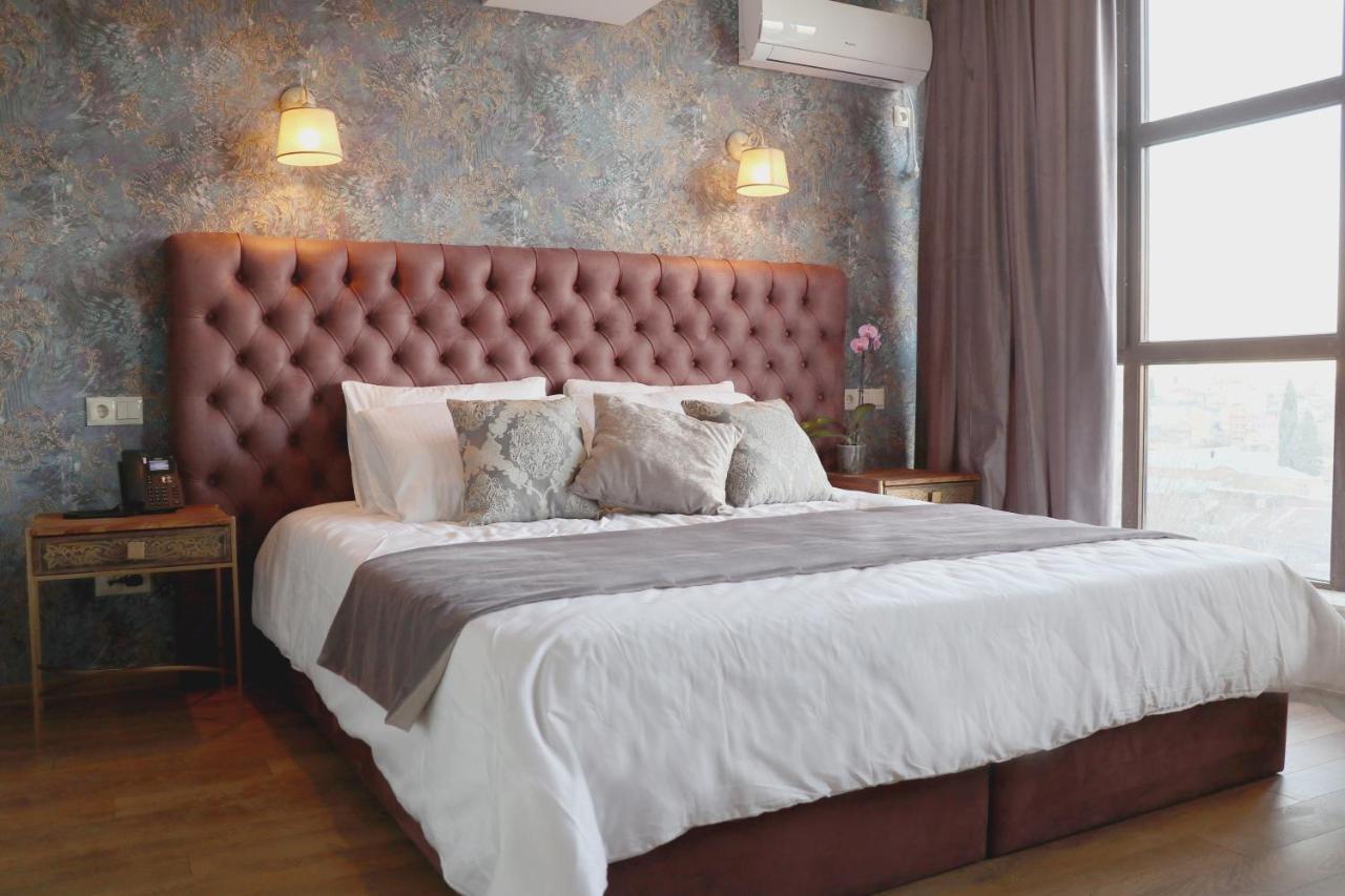 Omart Hotel - Gallery 트빌리시 외부 사진