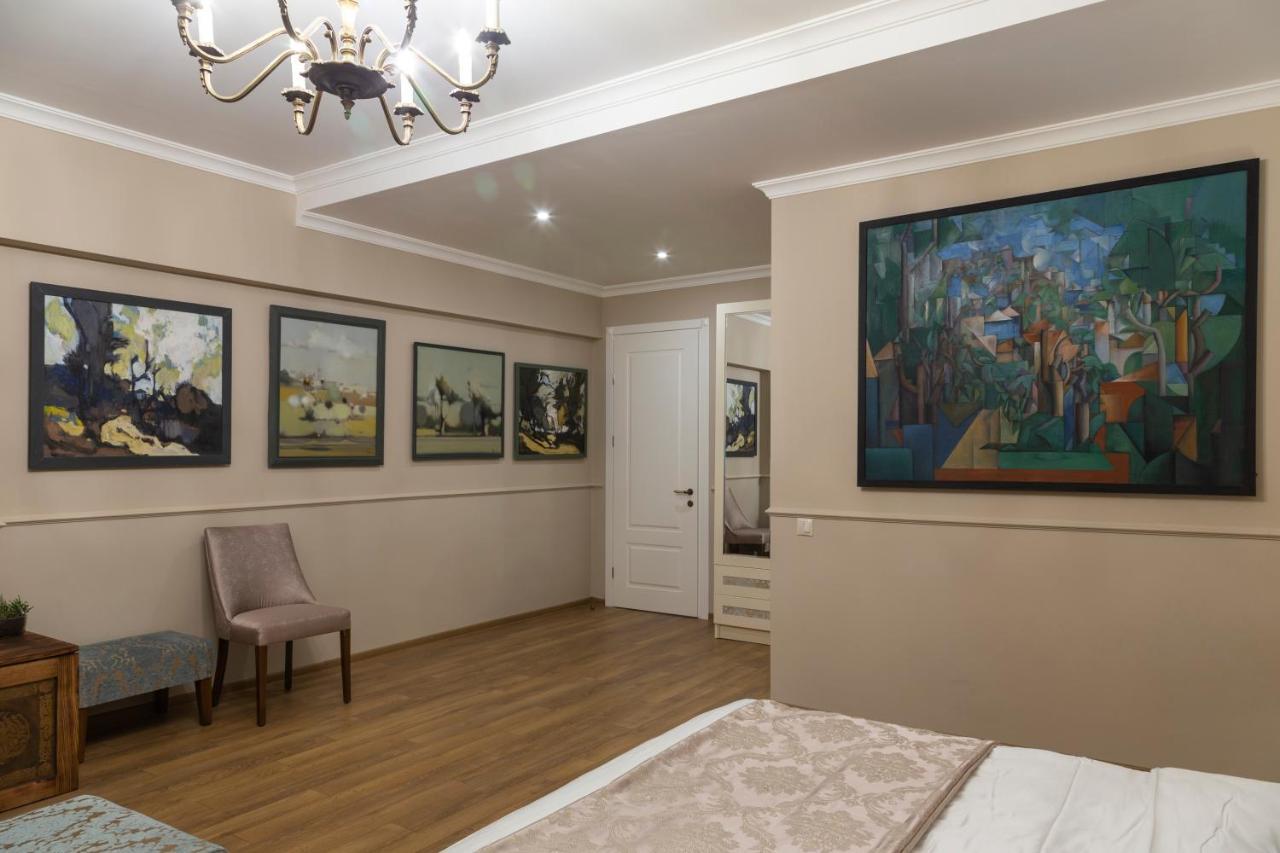 Omart Hotel - Gallery 트빌리시 외부 사진