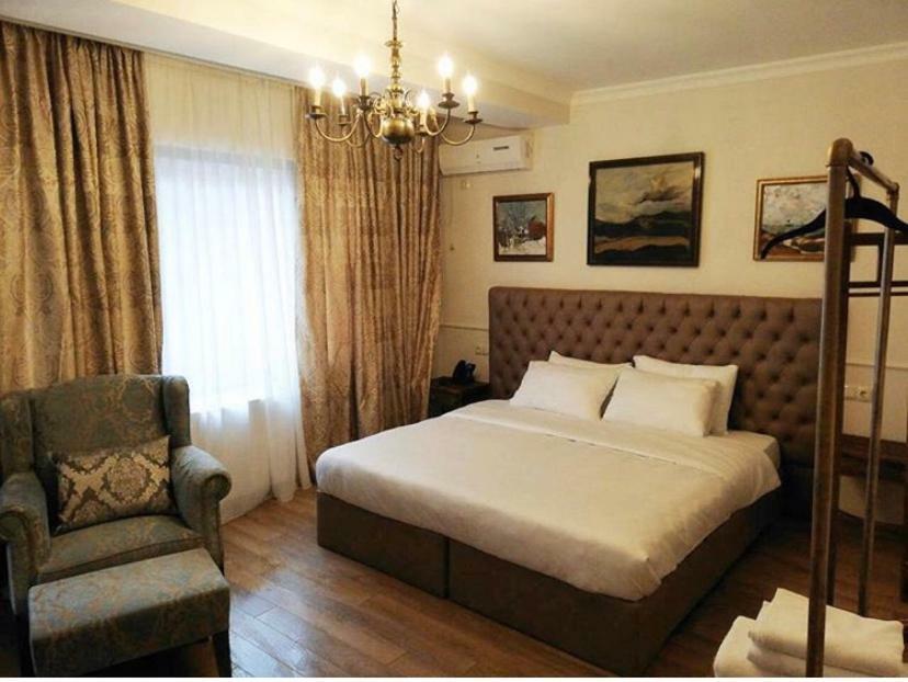 Omart Hotel - Gallery 트빌리시 객실 사진